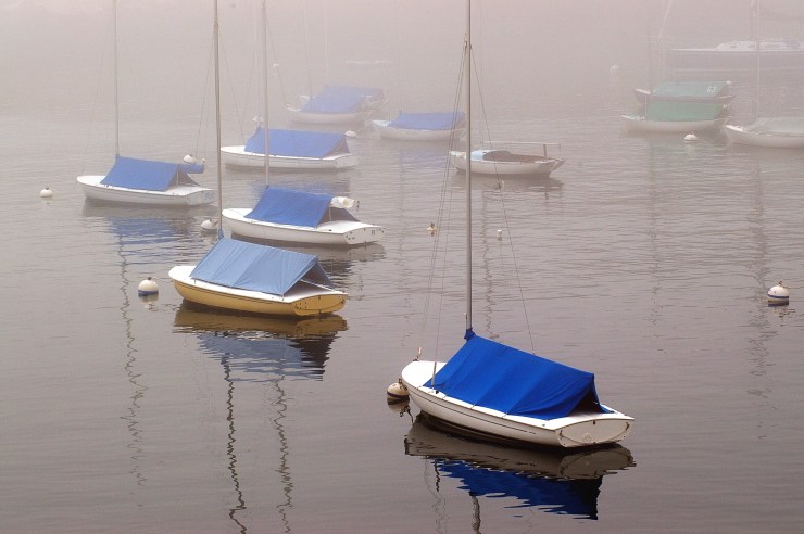 2007_07_01_rockport 028_blue boats